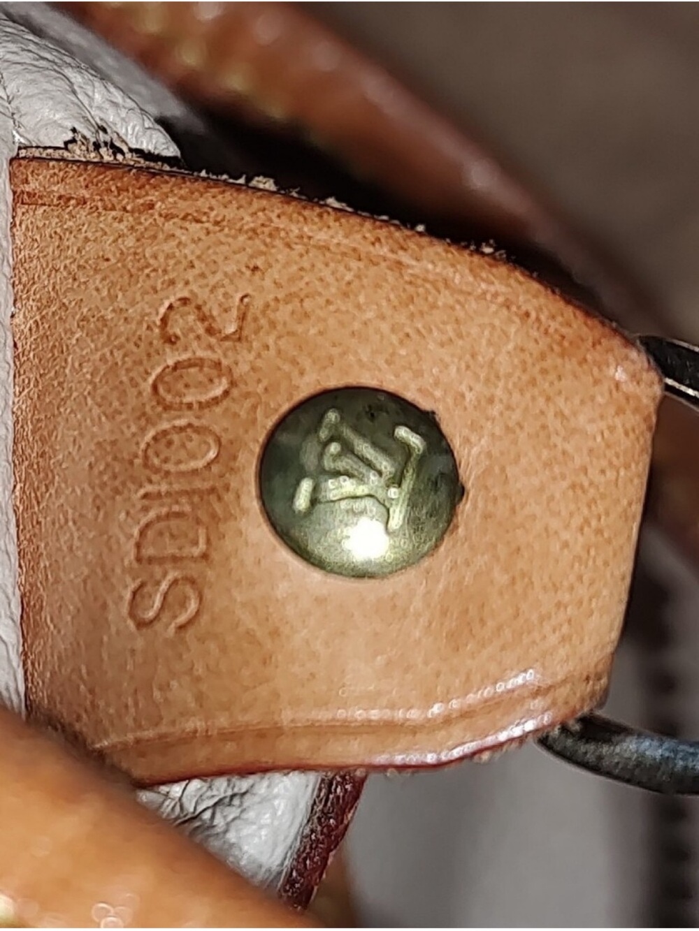 Classic Louis Vuitton Monogram Petit Bucket Bag - Picture 10 of 11